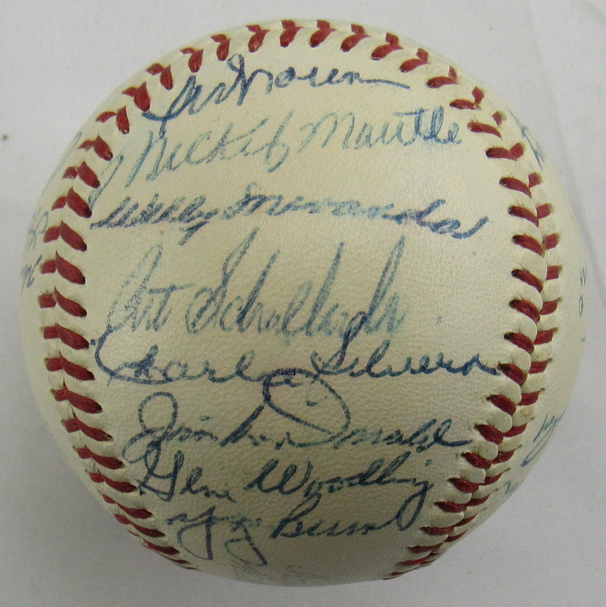 Mickey Mantle Yogi Berra Enos Slaughter +24 1954 Yankees Team Signed Auto Rawlings Baseball JSA LOA ZZ82761