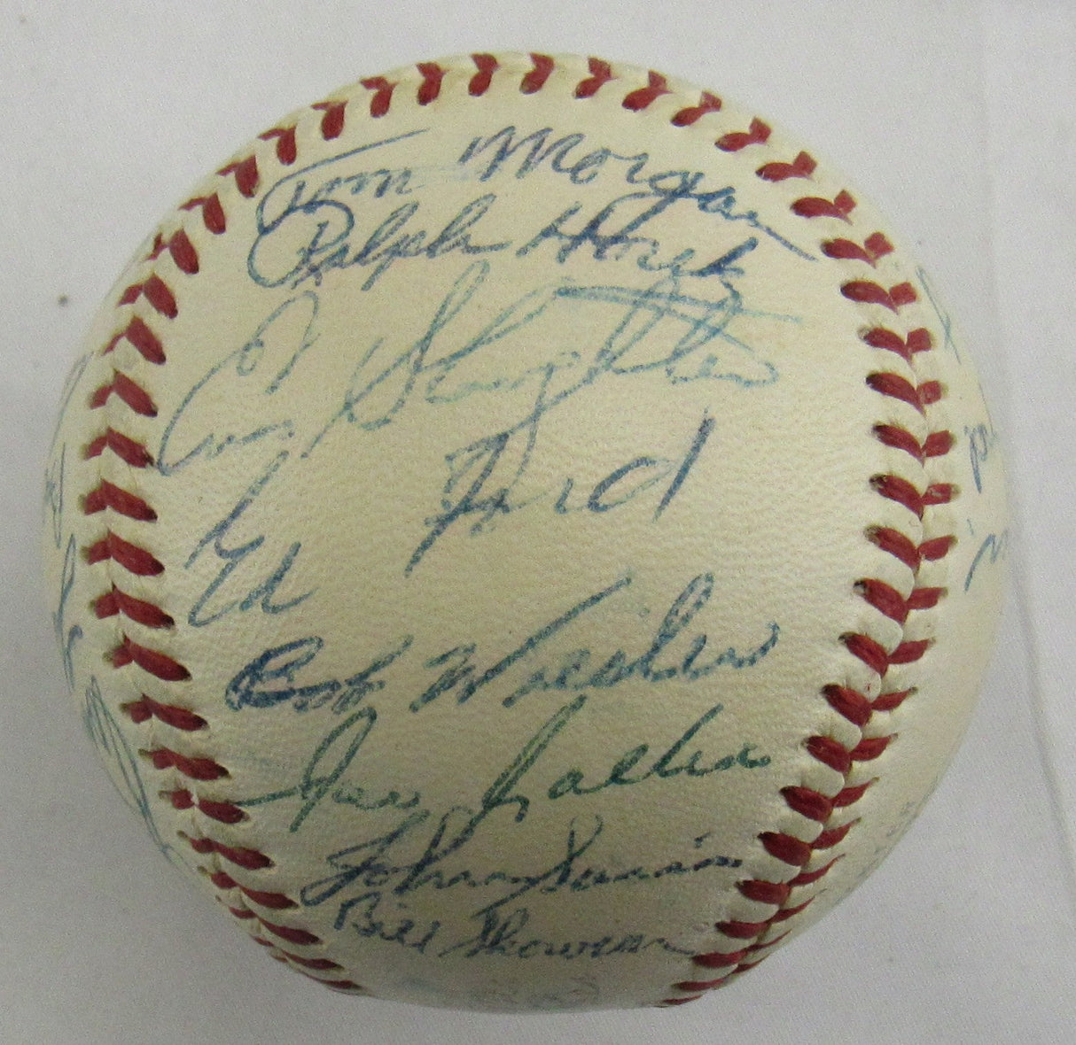 Mickey Mantle Yogi Berra Enos Slaughter +24 1954 Yankees Team Signed Auto Rawlings Baseball JSA LOA ZZ82761