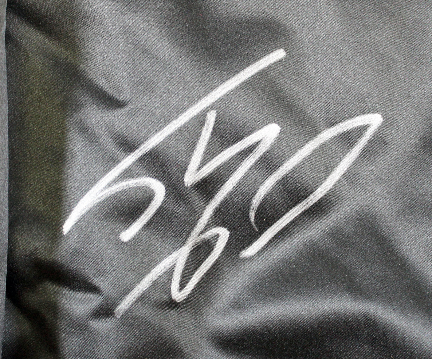 Lakers Shaquille O'Neal Signed Black NBA Champs M&N Bomber Jacket BAS Witnessed