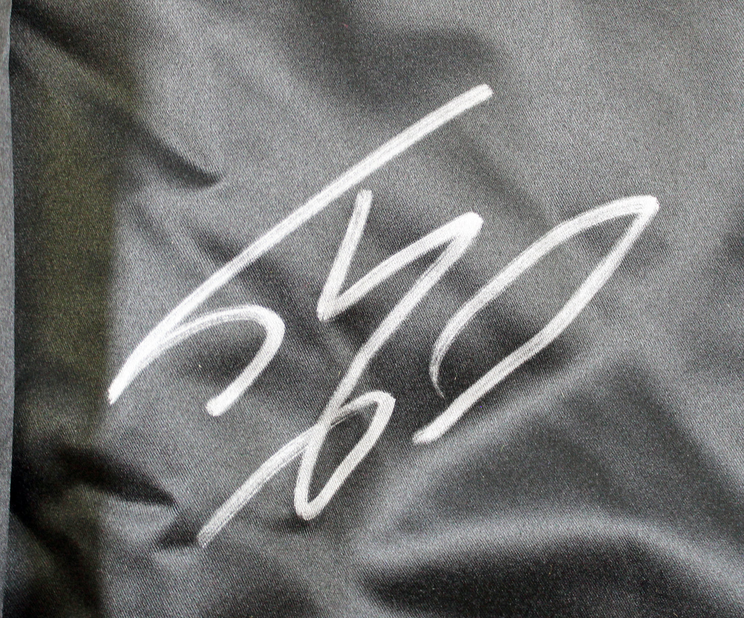 Lakers Shaquille O'Neal Signed Black NBA Champs M&N Bomber Jacket BAS Witnessed