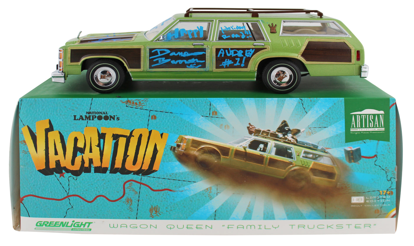 Vacation (4) Chase, D'Angelo, Hall & Barron Signed Family Truckster BAS Wit 1