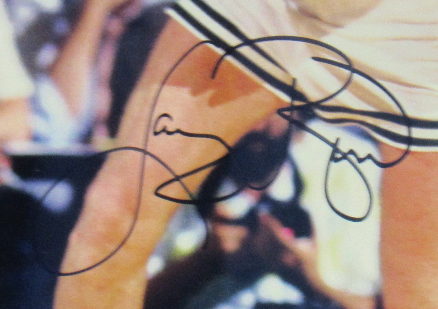 Larry Bird Signed Framed 16x20 Photo UDA Hologram