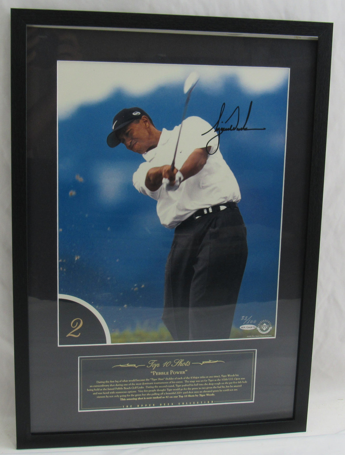 Tiger Woods Signed Auto 16x20 Photo Framed #33/100 Upper Deck Hologram