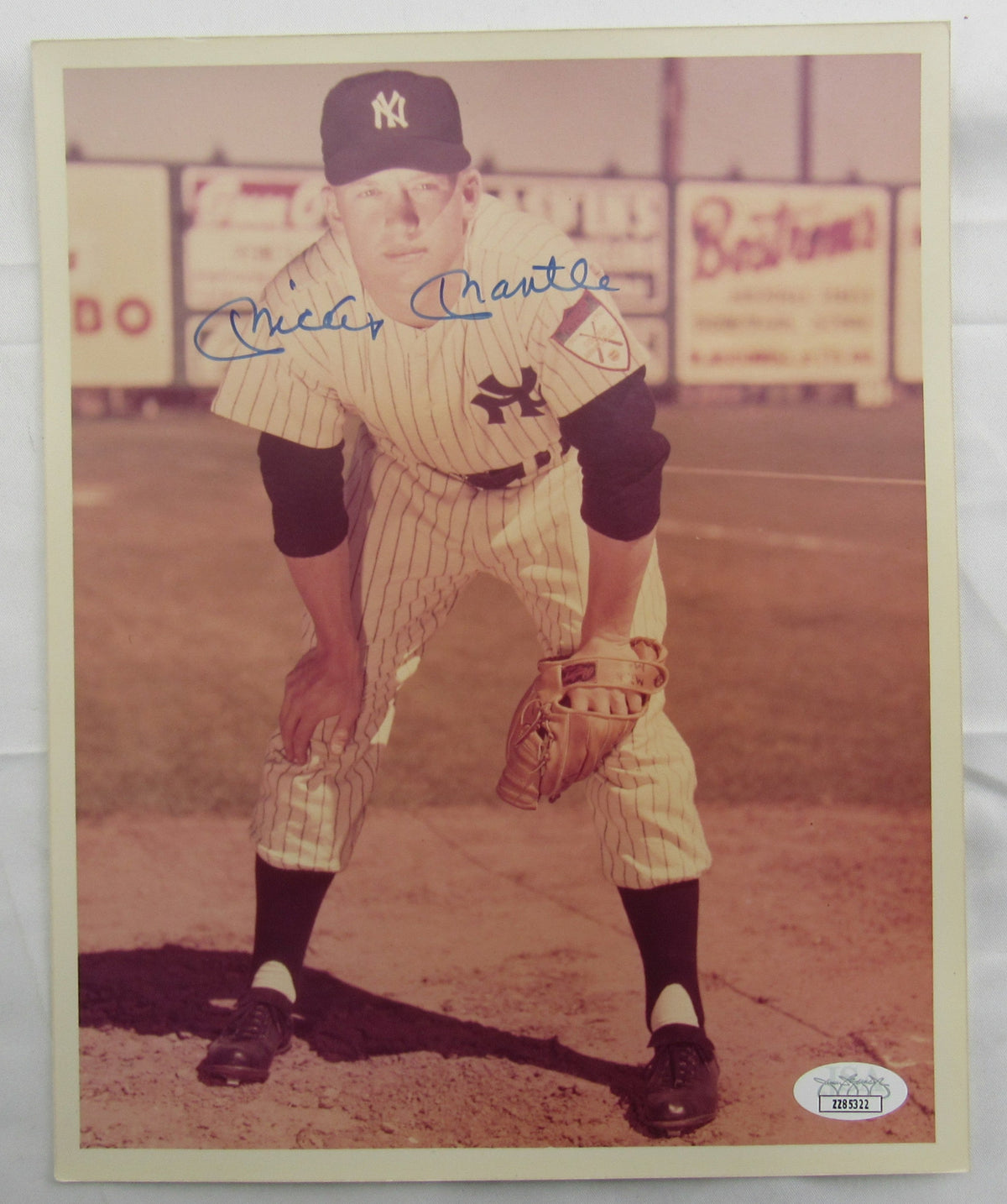 Mickey Mantle Signed 8x10 Photo JSA LOA ZZ85322