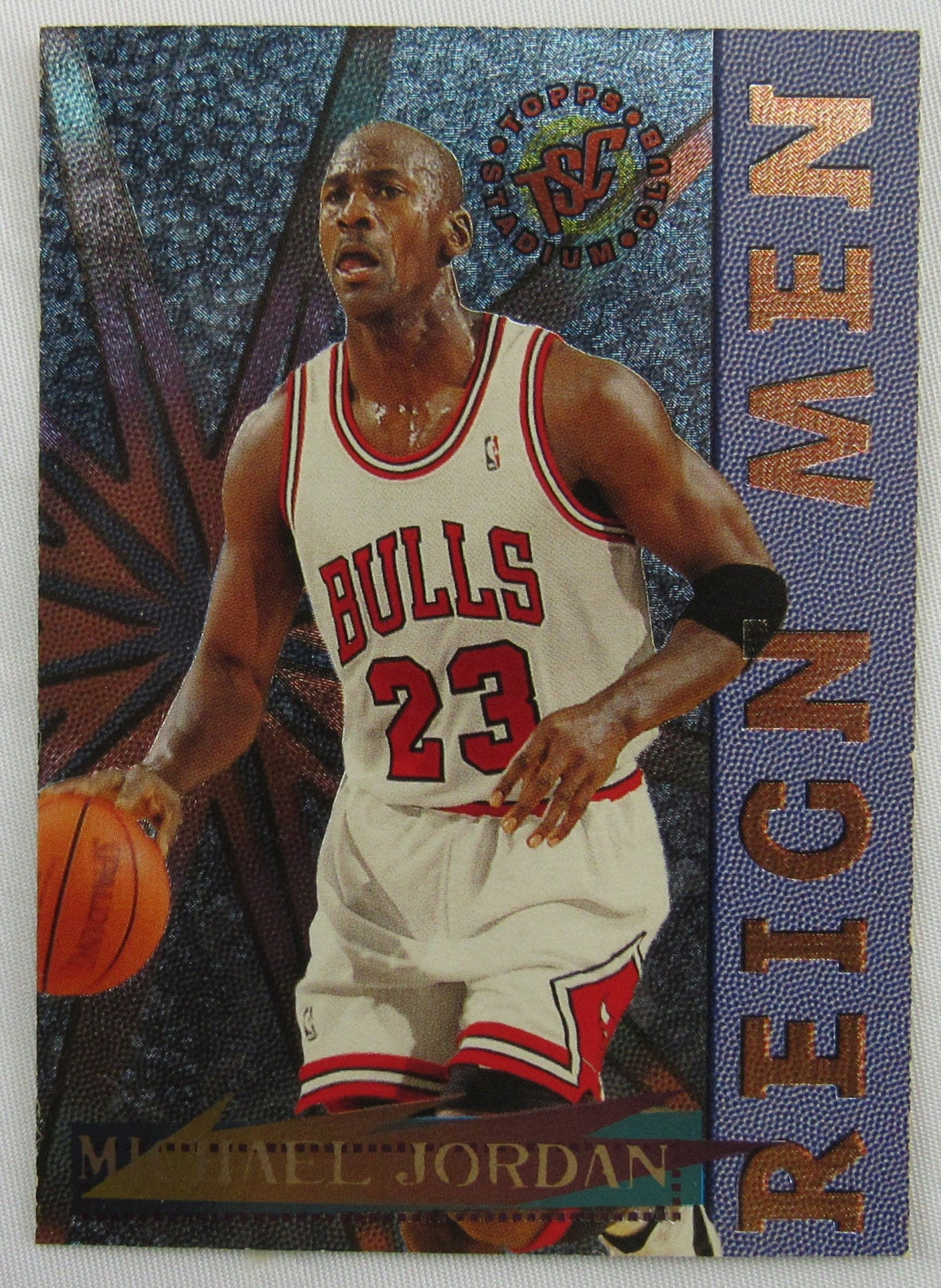 1996 Topps Michael Jordan Reign Men - RM2