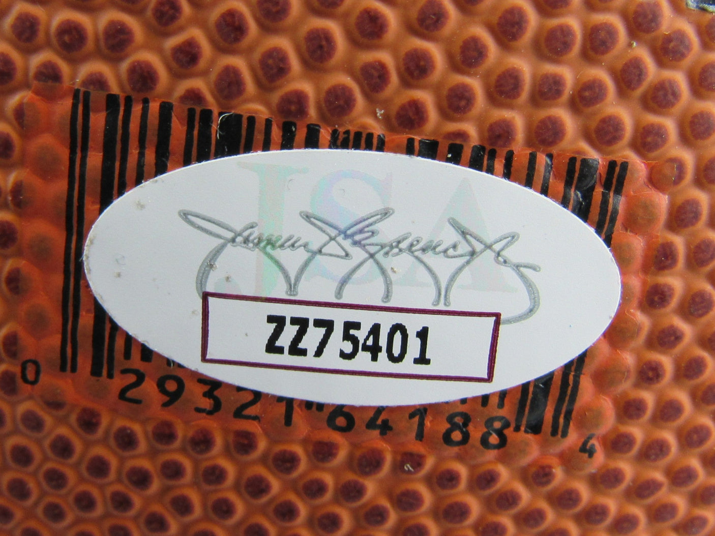 2001-02 Uconn Huskies Team Signed Basketball JSA LOA ZZ75401 Sue Bird Diana Taurasi