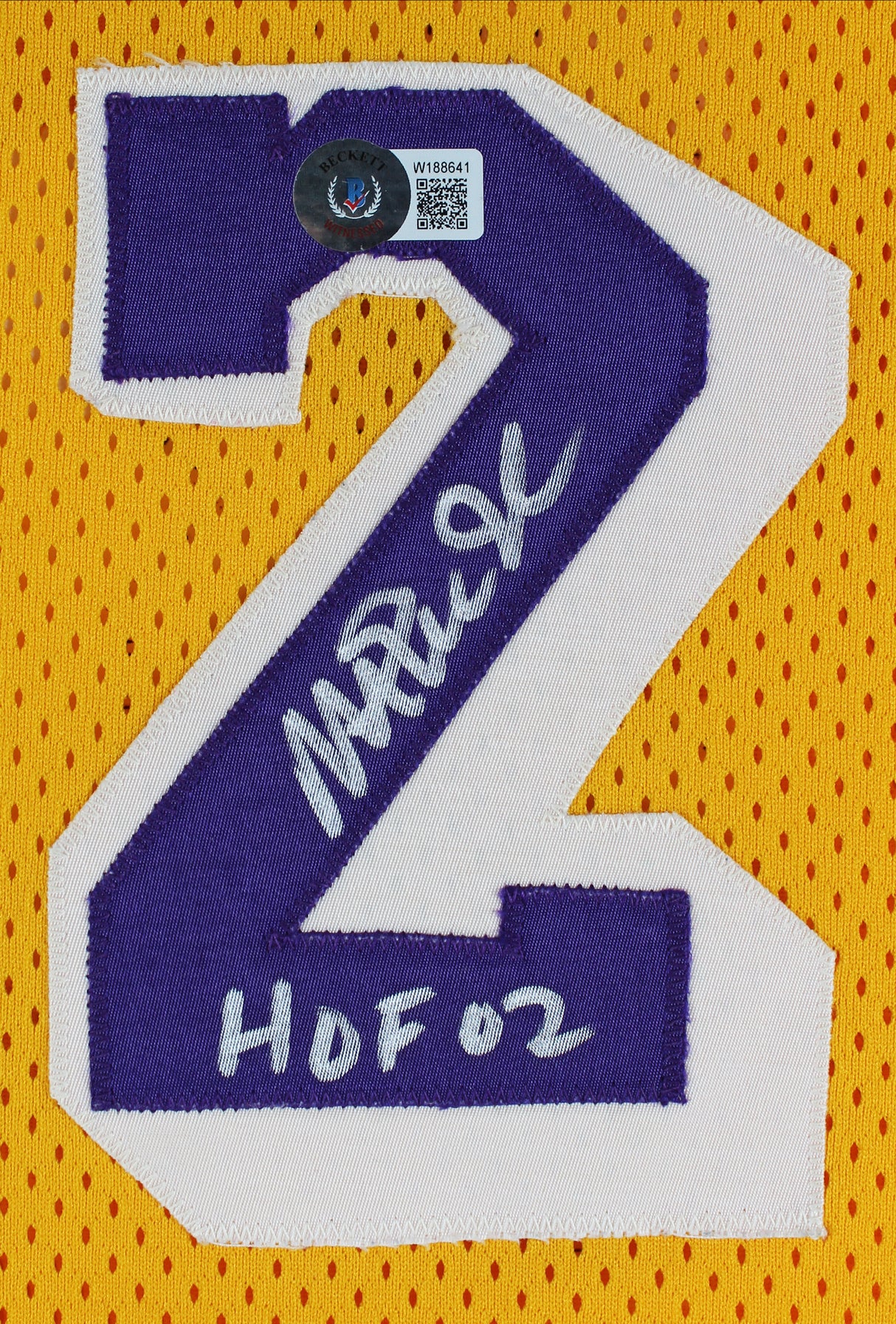 Lakers Magic Johnson "HOF 02" Signed Yellow MacGregor Sand-Knit Jersey BAS Wit 1