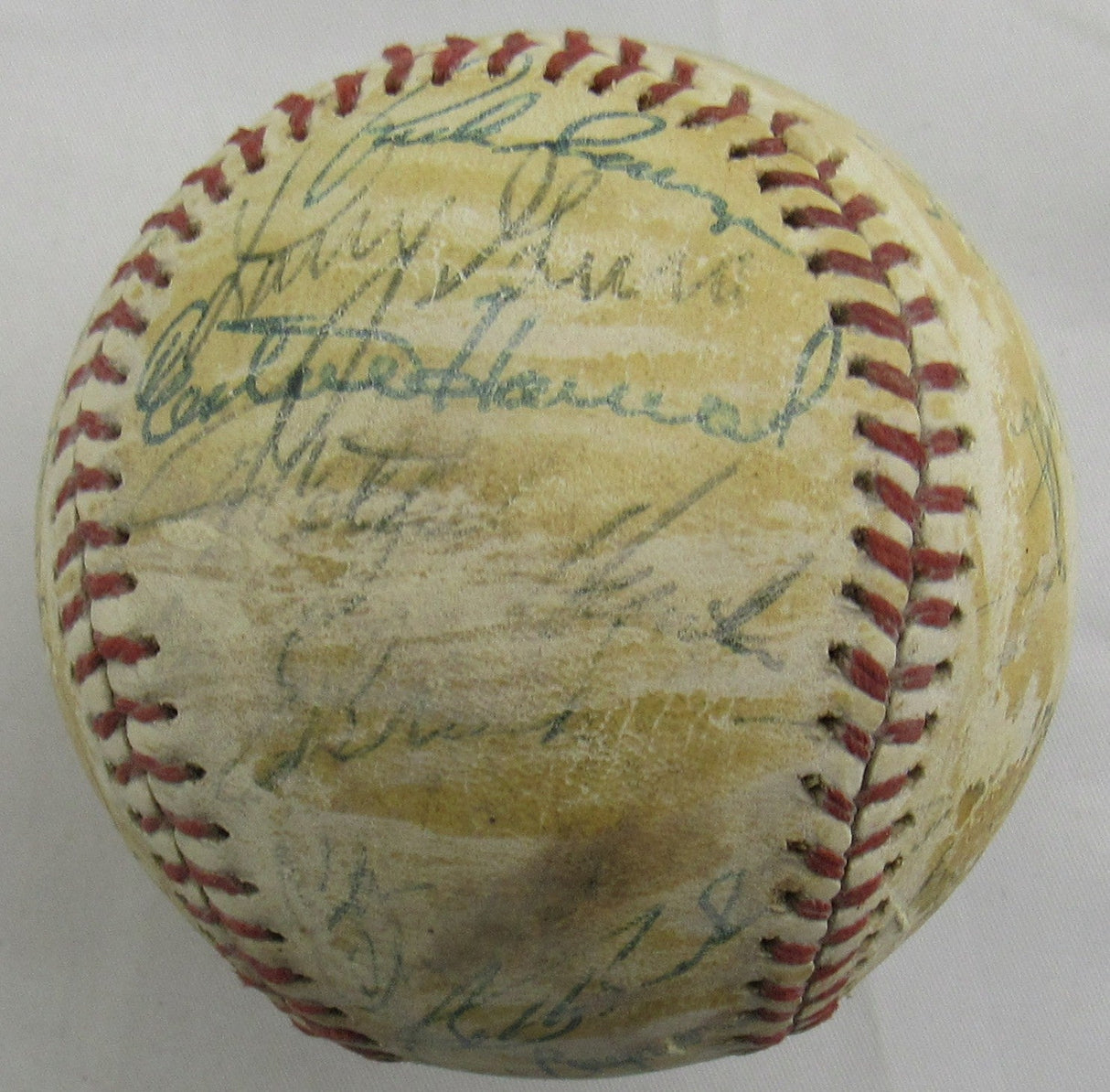 Thurman Munson Elston Howard Sparky Lyle +16 Signed Auto Yankees Team Signed Baseball PSA/DNA LOA V06430
