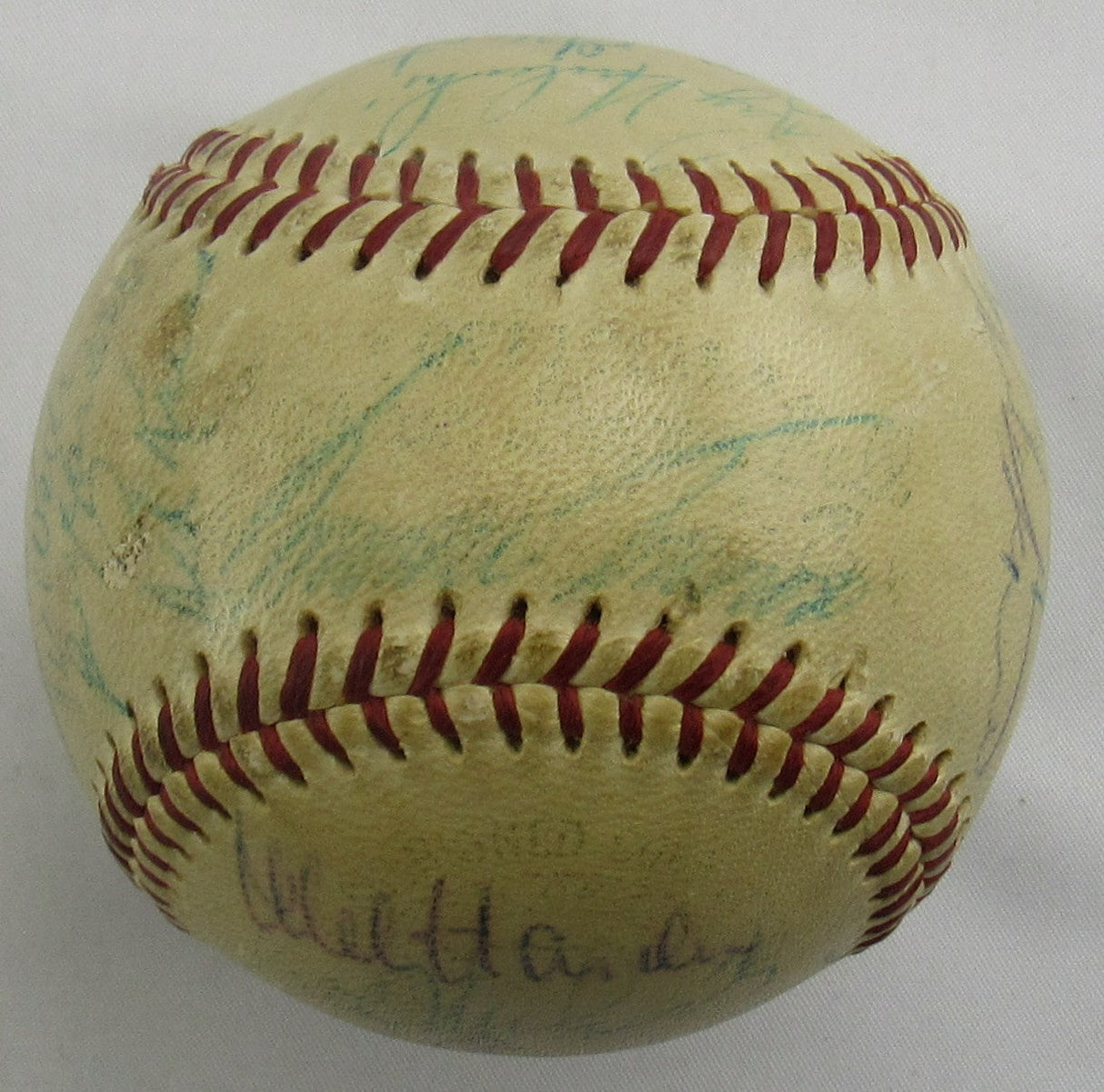 Roger Maris RC Larry Doby Minnie Minoso Hoyt Wilhelm +25 1958 Indians Team Signed Auto Baseball PSA/DNA LOA V04730