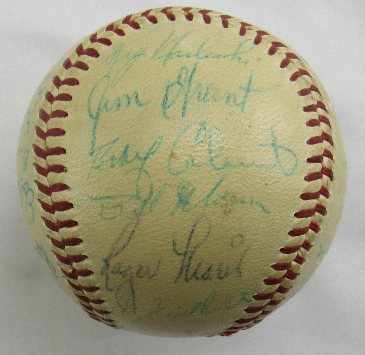 Roger Maris RC Larry Doby Minnie Minoso Hoyt Wilhelm +25 1958 Indians Team Signed Auto Baseball PSA/DNA LOA V04730