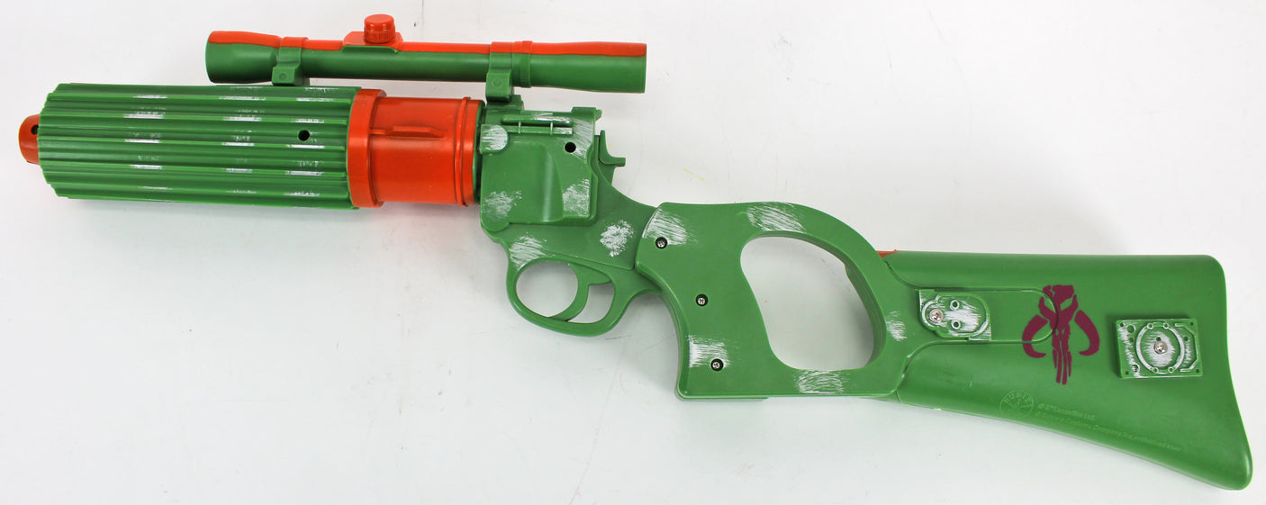 Jeremy Bulloch Star Wars "Boba Fett" Signed Boba Fett Plastic Toy Blaster BAS