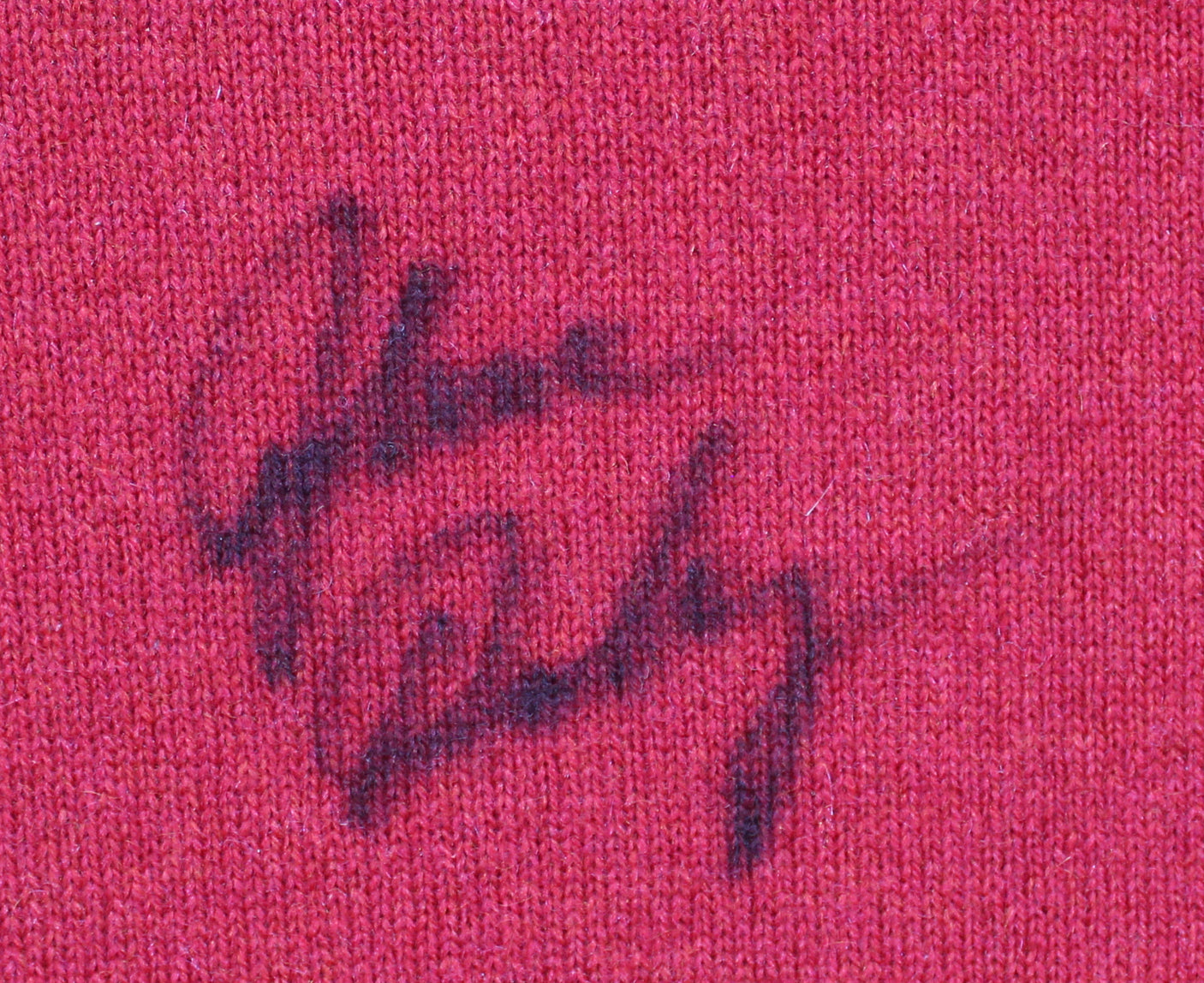 John Daly Signed Match Worn Red Johnstons of Elgin Cashmere Sweater BAS #BH00306