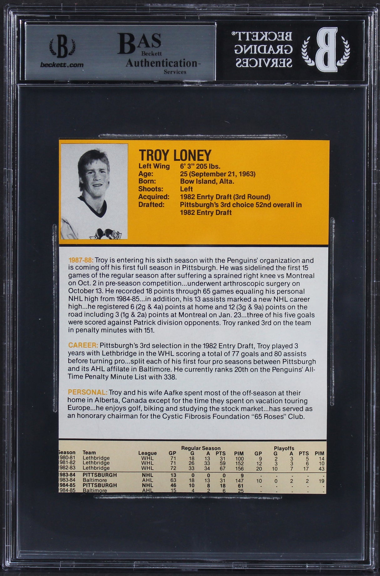 Penguins Mario Lemieux Authentic Signed 4.25x5.5 Cut Signature BAS Slabbed