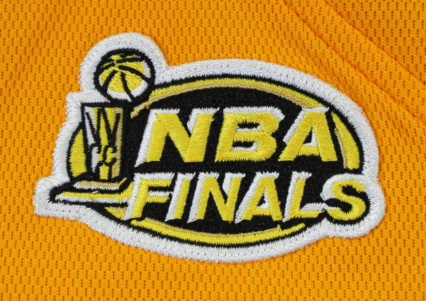 Lakers Kobe Bryant Signed Yellow M&N 2000-01 HWC Authentic Jersey PSA #B11719