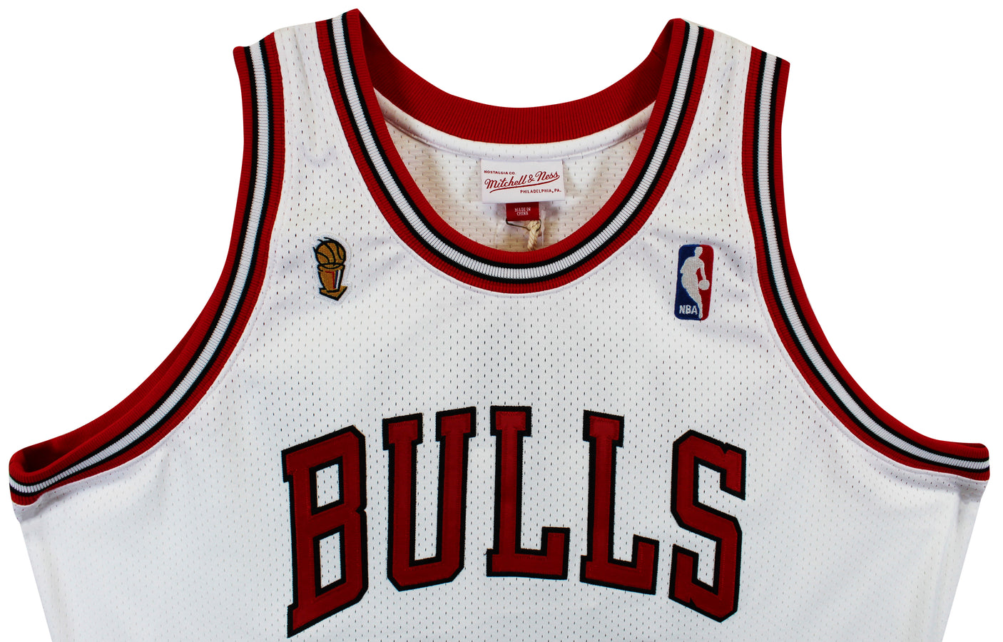 Bulls Michael Jordan Signed White 1995-96 M&N HWC Authentic Jersey BAS #AC33263