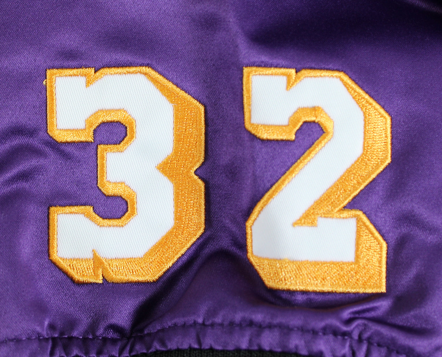 Lakers Magic Johnson Signed Black M&N Warm Up Jacket w/ Patches BAS Witnessed 2