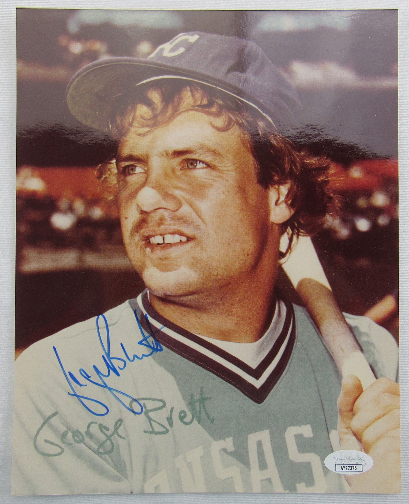 George Brett Signed Auto Autograph 8x10 Photo JSA AY77376