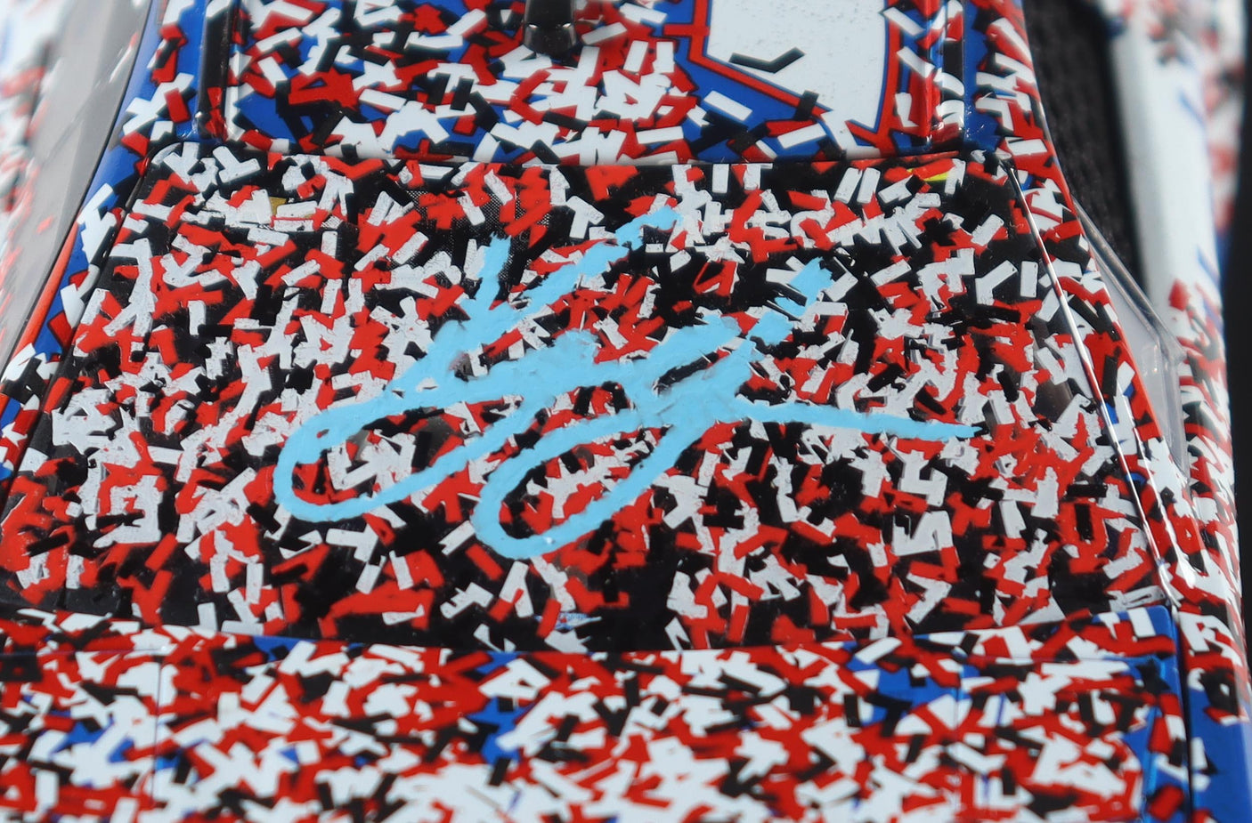 Kyle Larson Signed 2023 Richmond Win Diecast Car 1:24 | HendrickCars.com Raced Version (Limited Edition)