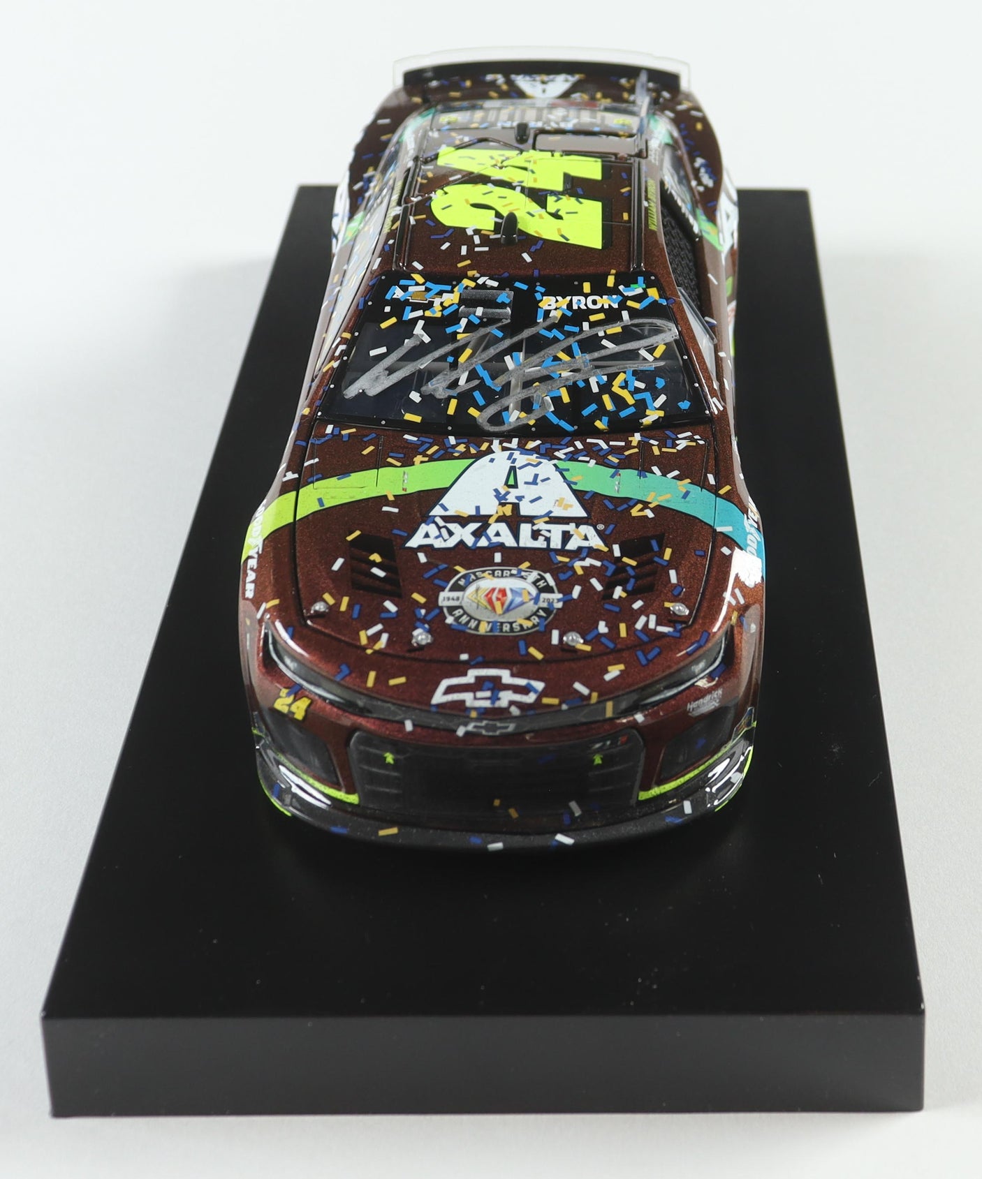 William Byron Signed 2023 Darlington Win | Axalta Throwback Raced 1:24 Diecast Car