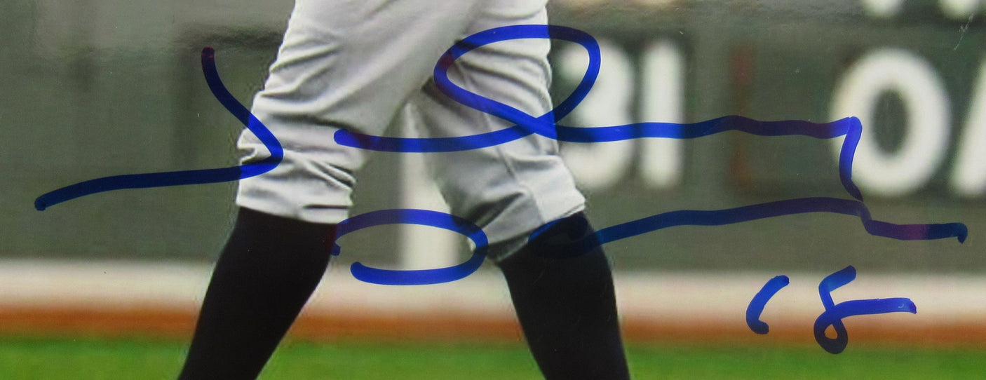 Johnny Damon Signed Auto 8x10 Photo JSA CD18642