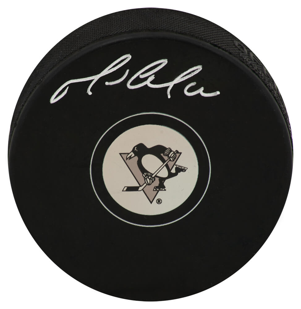 Mario Lemieux Signed Pittsburgh Penguins Team Logo Hockey Puck (In Silver) - (PSA Holo)