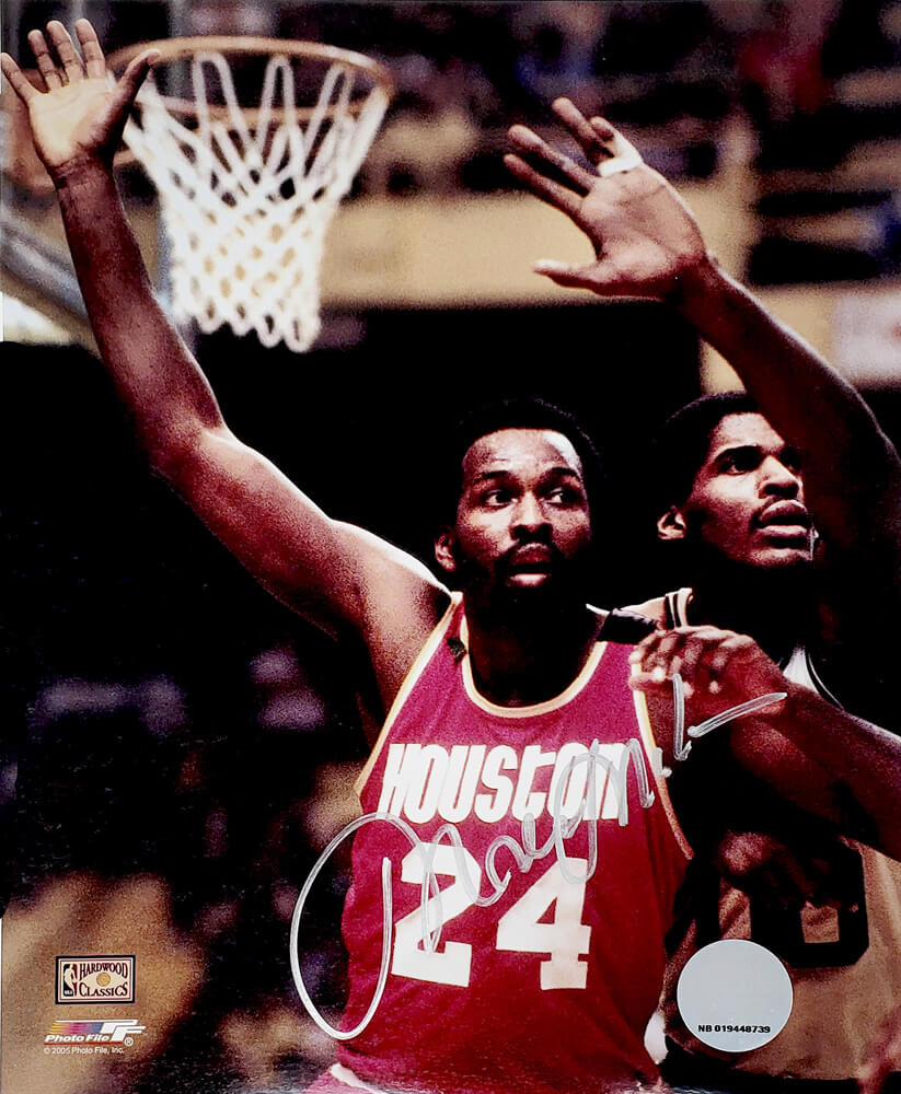 Moses Malone Signed Houston Rockets Action 8x10 Photo