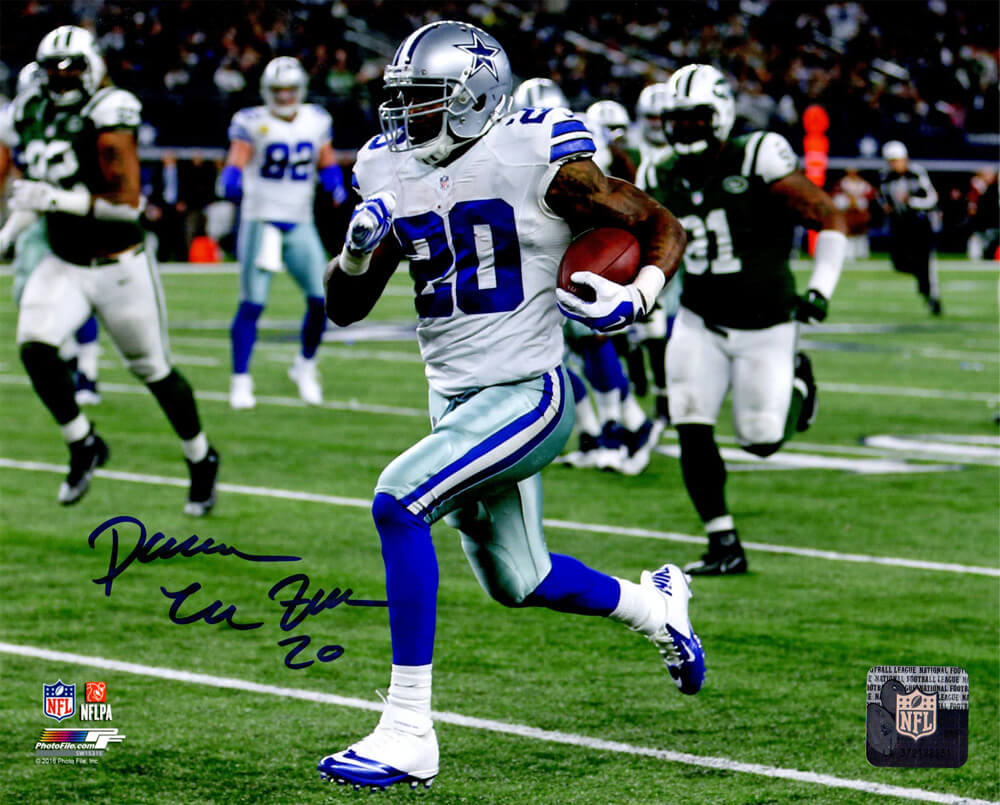 Darren McFadden Signed Dallas Cowboys Action vs Jets 8x10 Photo