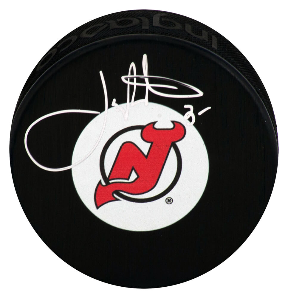 Joe Nieuwendyk Signed New Jersey Devils Medium Logo Hockey Puck