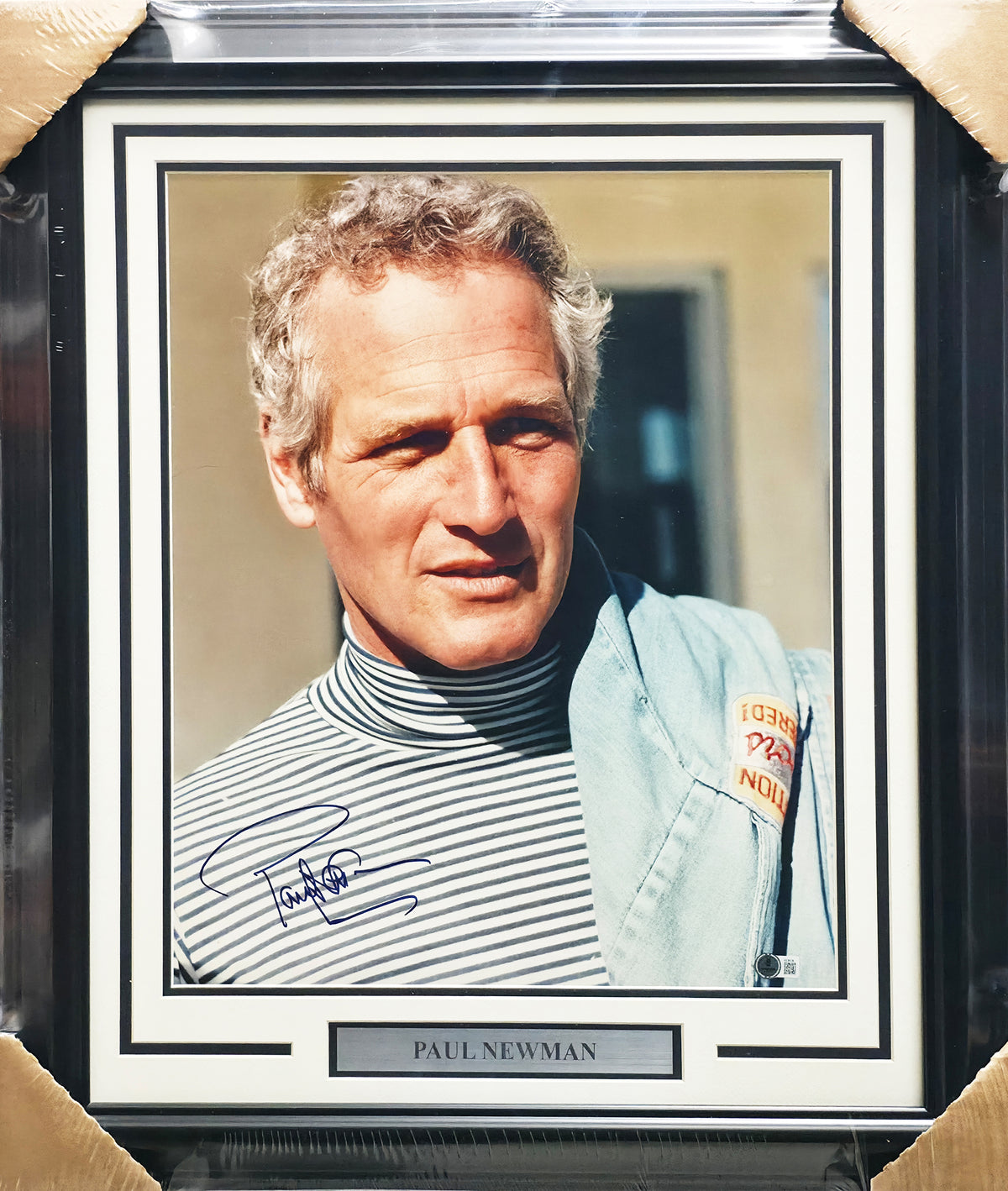 Paul Newman Autographed Framed 16x20 Photo Beckett BAS #AE38136