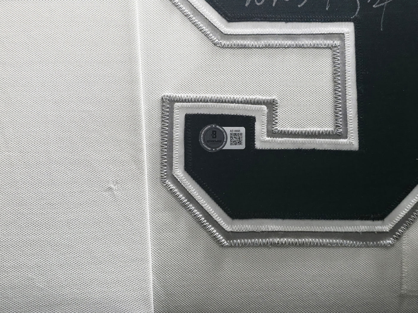 Los Angeles Kings Wayne Gretzky Autographed Framed White Jersey Beckett BAS #AE16695