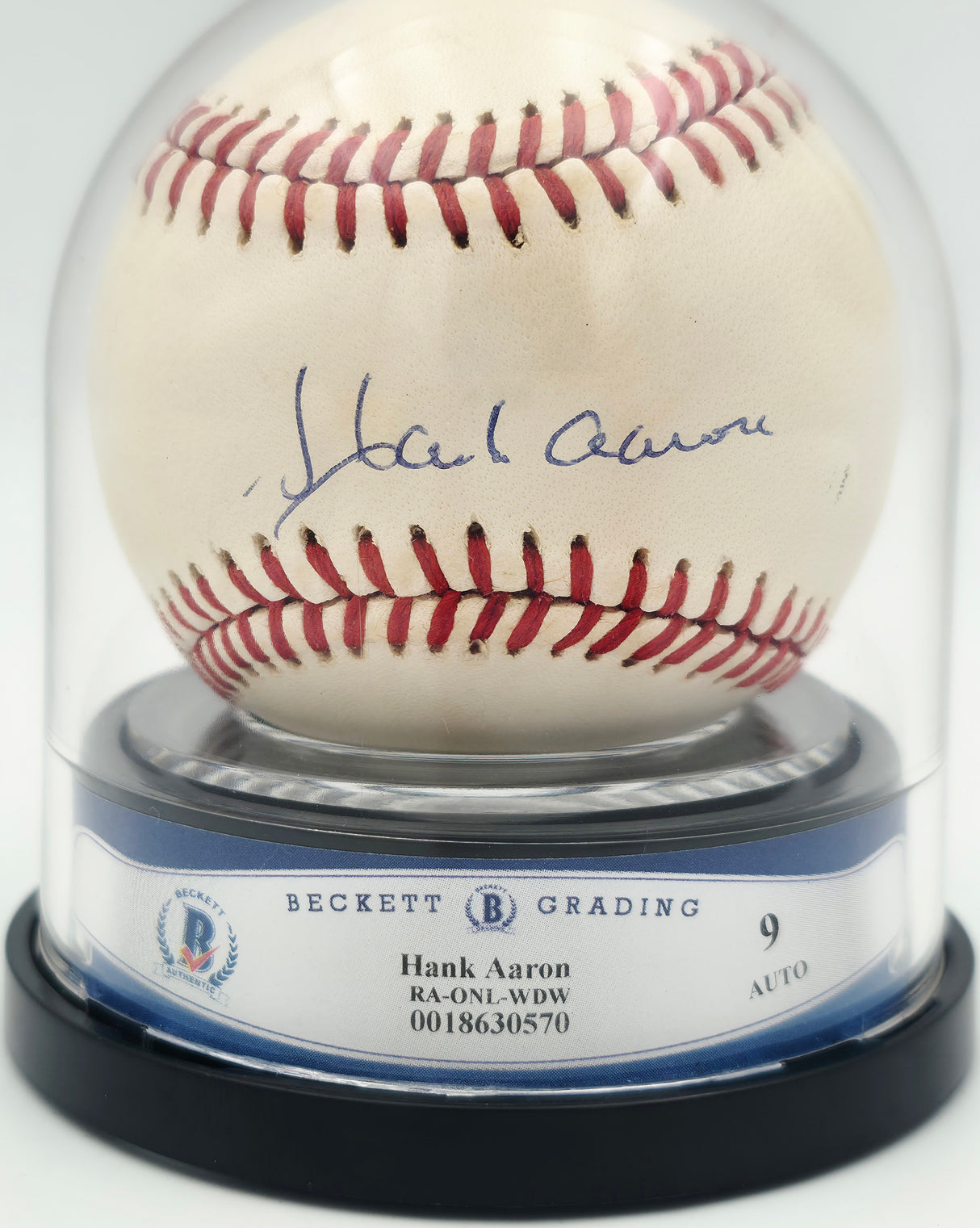 Hank Aaron Autographed Official NL Baseball Atlanta Braves Auto Grade Mint 9 Beckett BAS #18630570