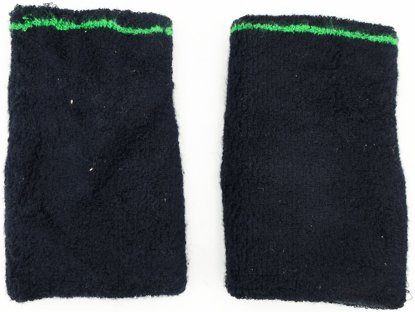 Unsigned Ichiro Suzuki Game Used Mizuno Baseball Wristbands Seattle Mariners With Signed Certificate IS Holo SKU #254189