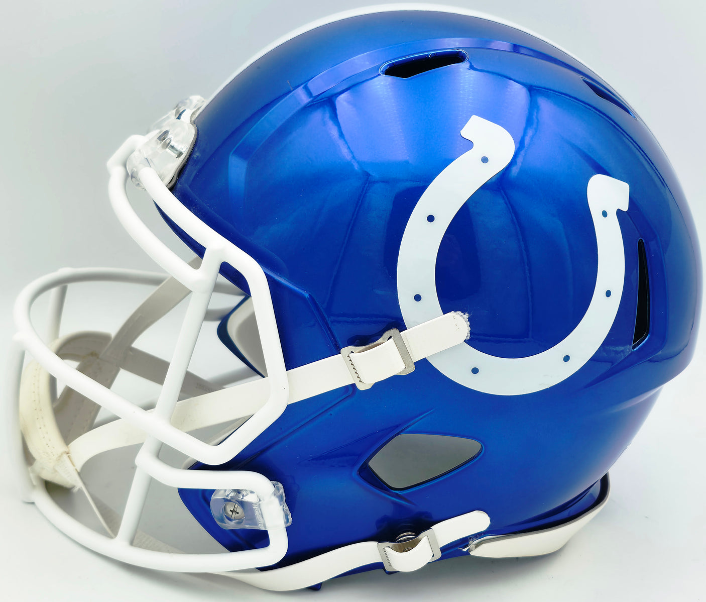 Darius Leonard Autographed Indianapolis Colts Full Size Flash Blue Replica Speed Helmet JSA #WA115252
