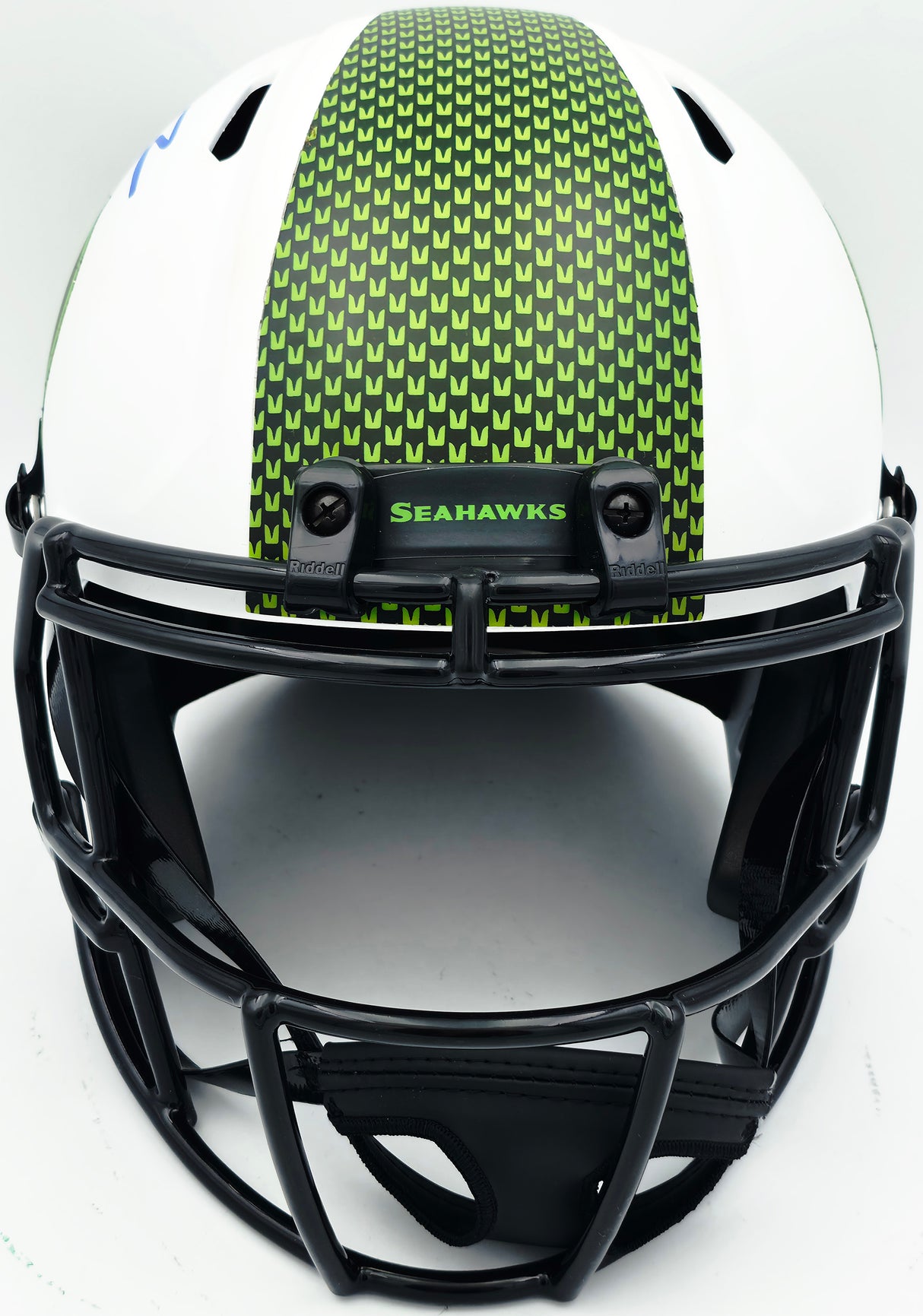 Kenneth Walker III Autographed Seattle Seahawks Lunar Eclipse White Full Size Speed Replica Helmet Beckett BAS Witness #3W087508