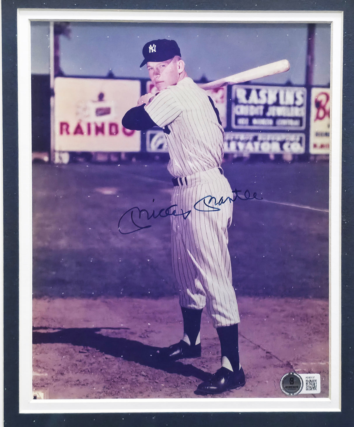 Mickey Mantle Autographed Framed 8x10 Photo New York Yankees Beckett BAS #AE85137