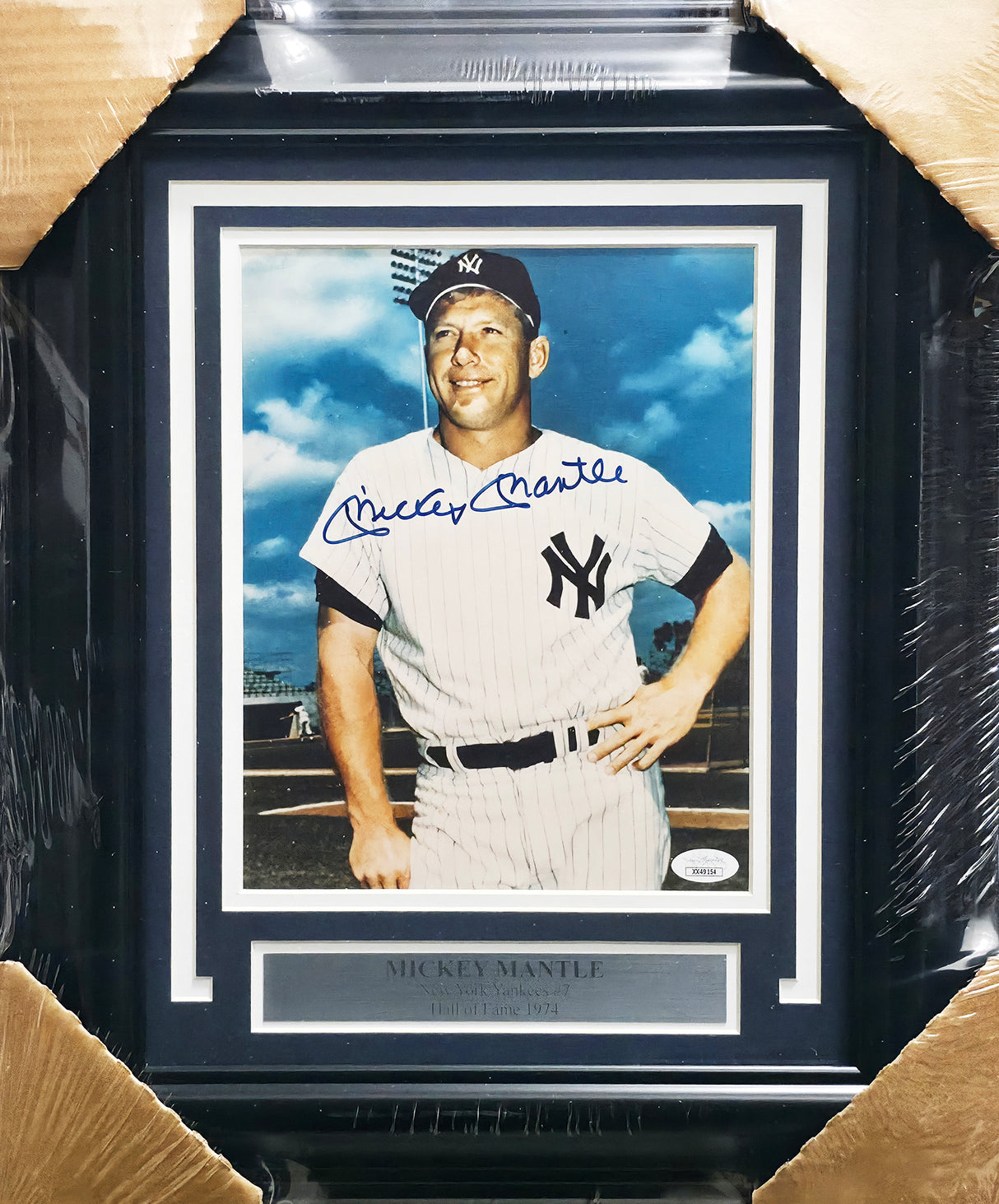 Mickey Mantle Autographed Framed 8x10 Photo New York Yankees JSA #XX49154
