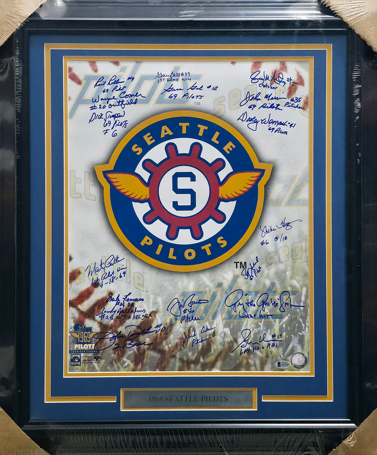 1969 Seattle Pilots Team Autographed Framed 16x20 Photo With 18 Signatures Beckett BAS #A21805