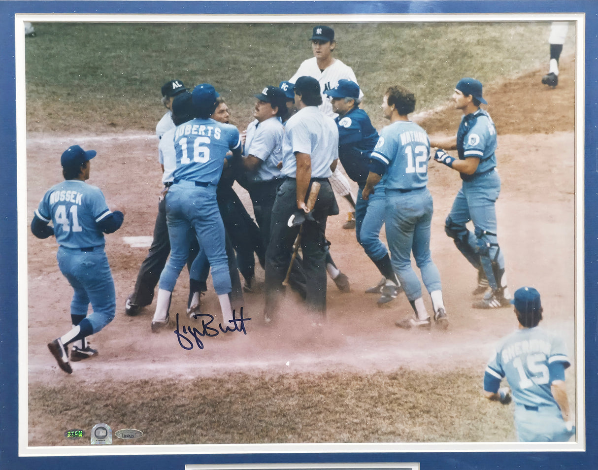 George Brett Autographed Framed 16x20 Photo Kansas City Royals TriStar Holo #3098519