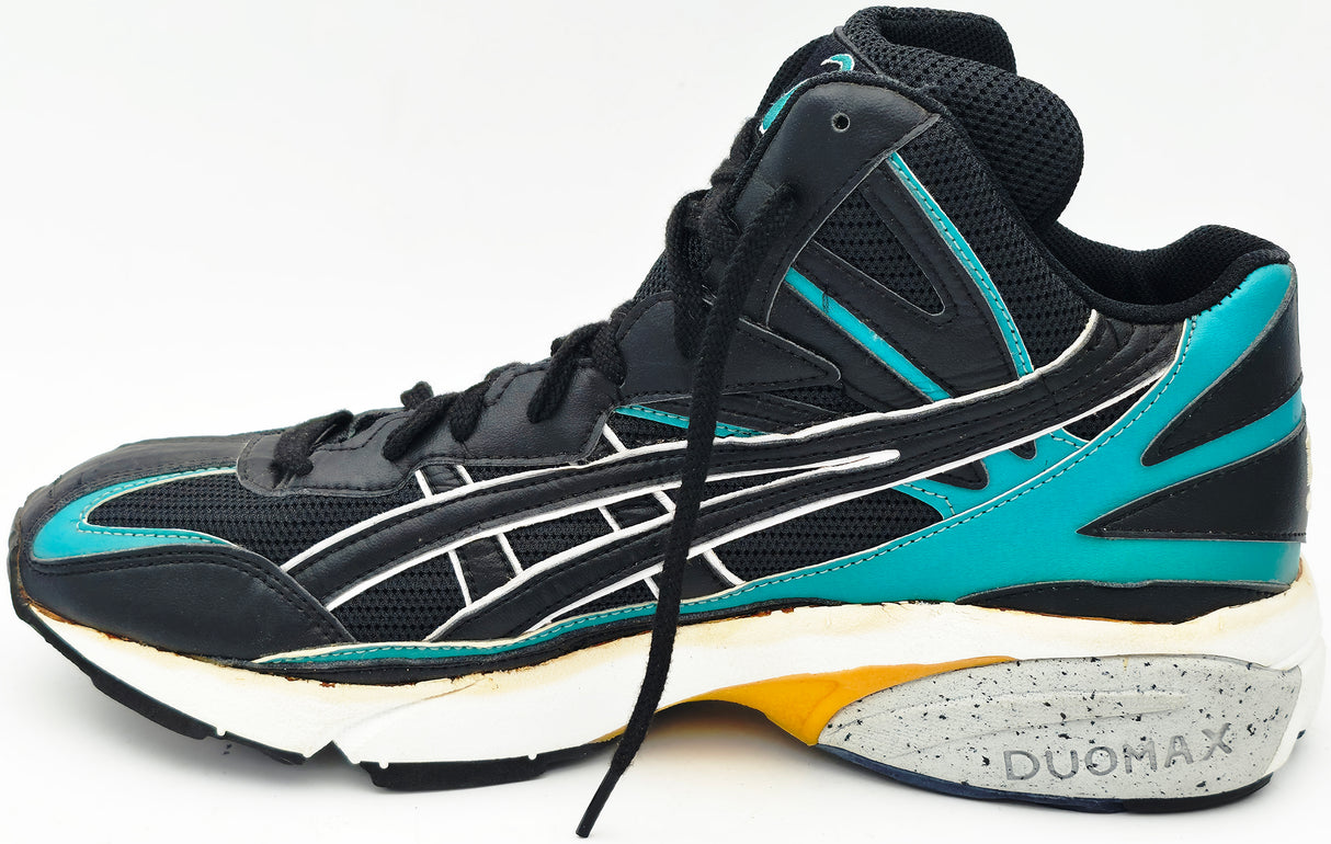 Ichiro Suzuki Autographed 2001 Rookie Game Issued Seattle Mariners Black & Teal Asics Turf Cleats IS Holo SKU #267255