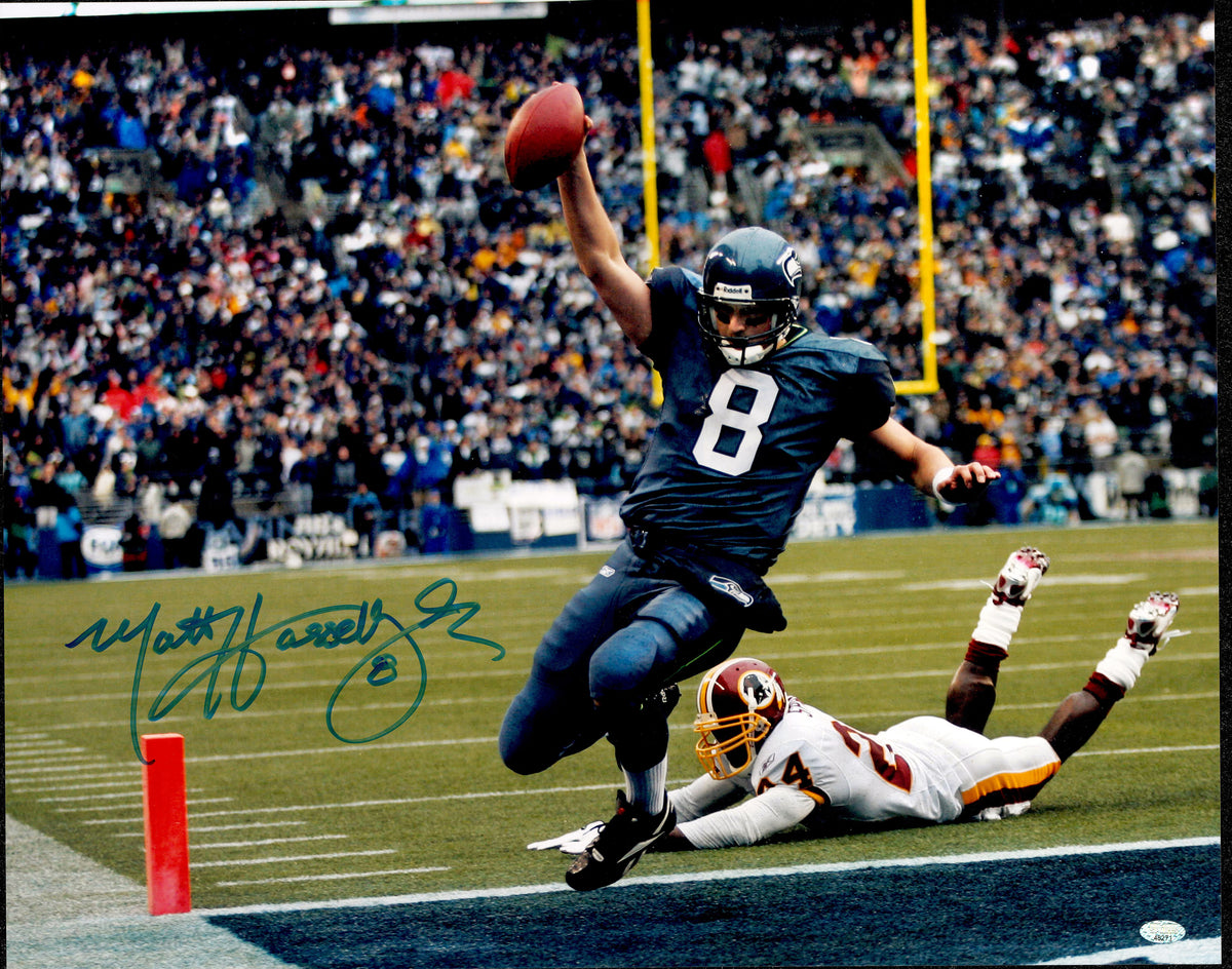 Matt Hasselbeck Autographed 16x20 Photo Seattle Seahawks MCS Holo #48271