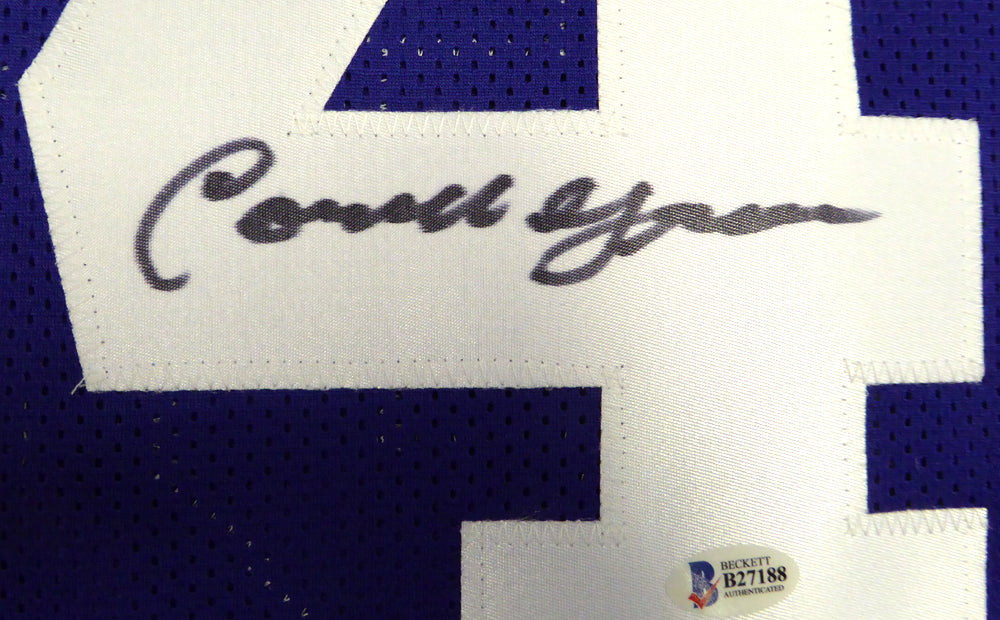 Dallas Cowboys Cornell Green Autographed Blue Jersey Beckett BAS Stock #119723