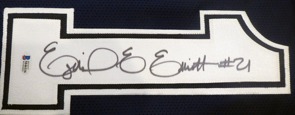 Dallas Cowboys Ezekiel Elliott Autographed Blue Jersey Beckett BAS Stock #145328