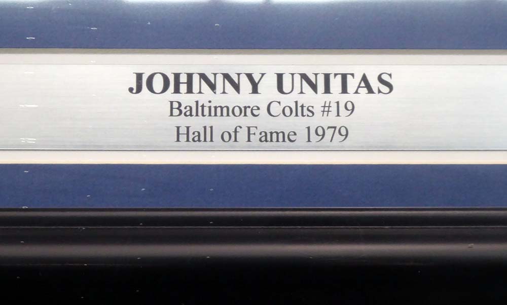 Johnny Unitas Autographed Framed 16x20 Photo Baltimore Colts Beckett BAS #A20733