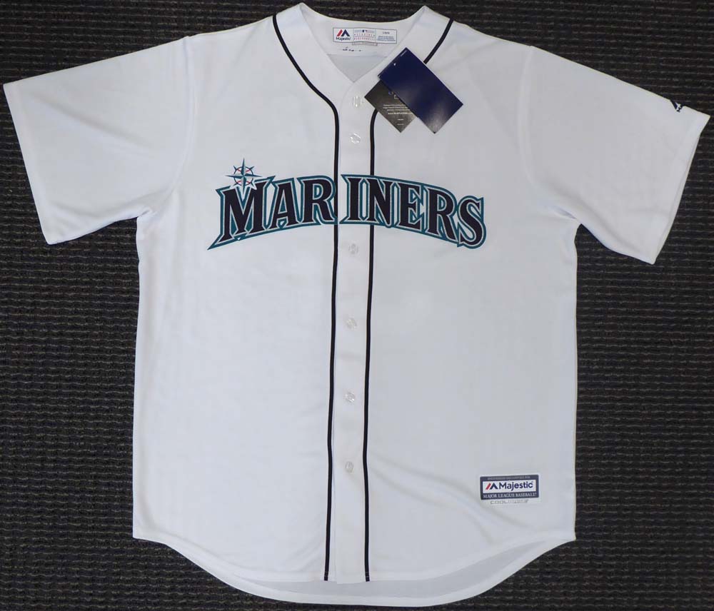 Seattle Mariners Ichiro Suzuki Autographed White Majestic Cool Base Jersey "#51" Size L IS Holo Stock #148634