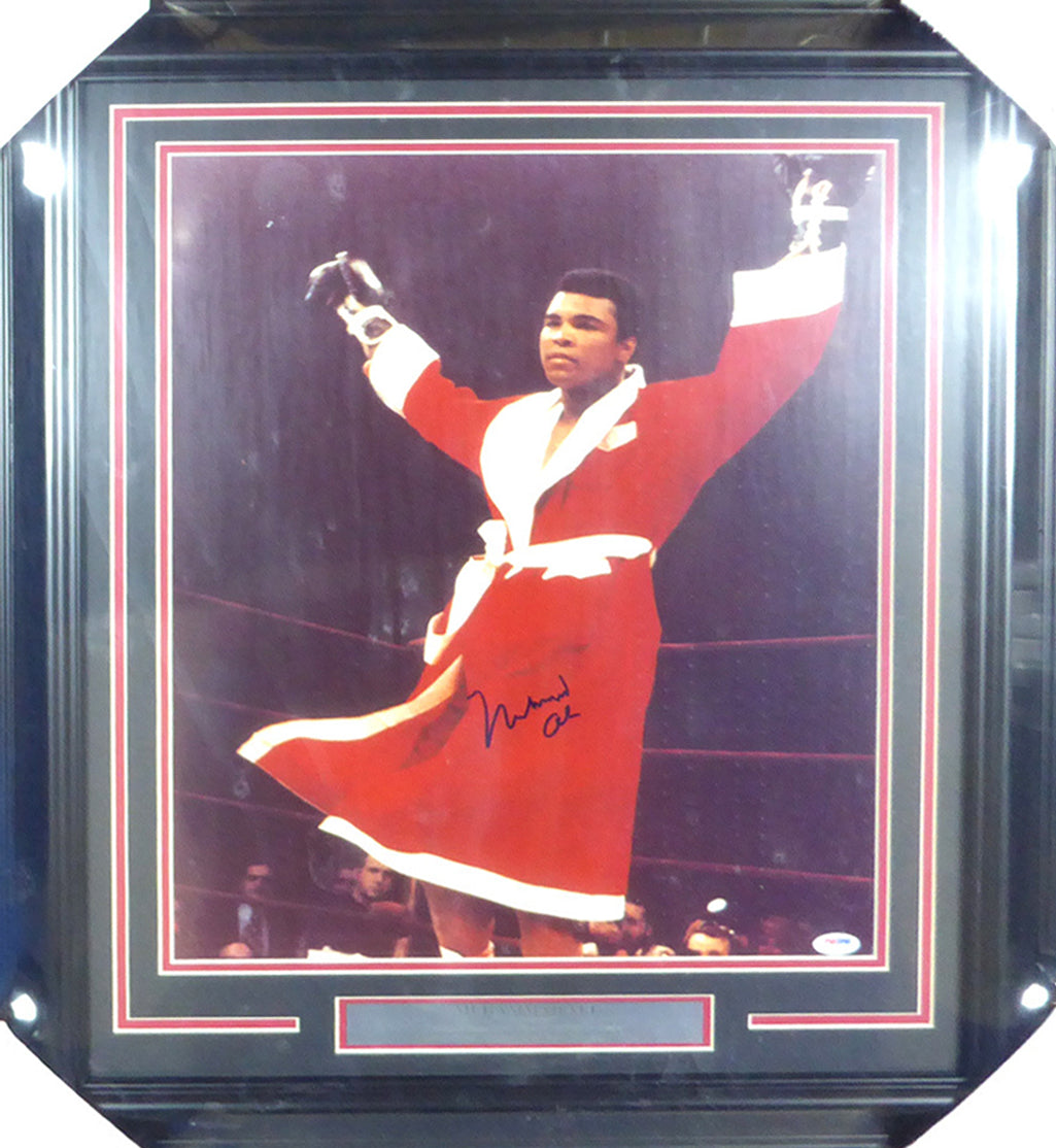 Muhammad Ali Autographed Framed 16x20 Photo PSA/DNA #S14051