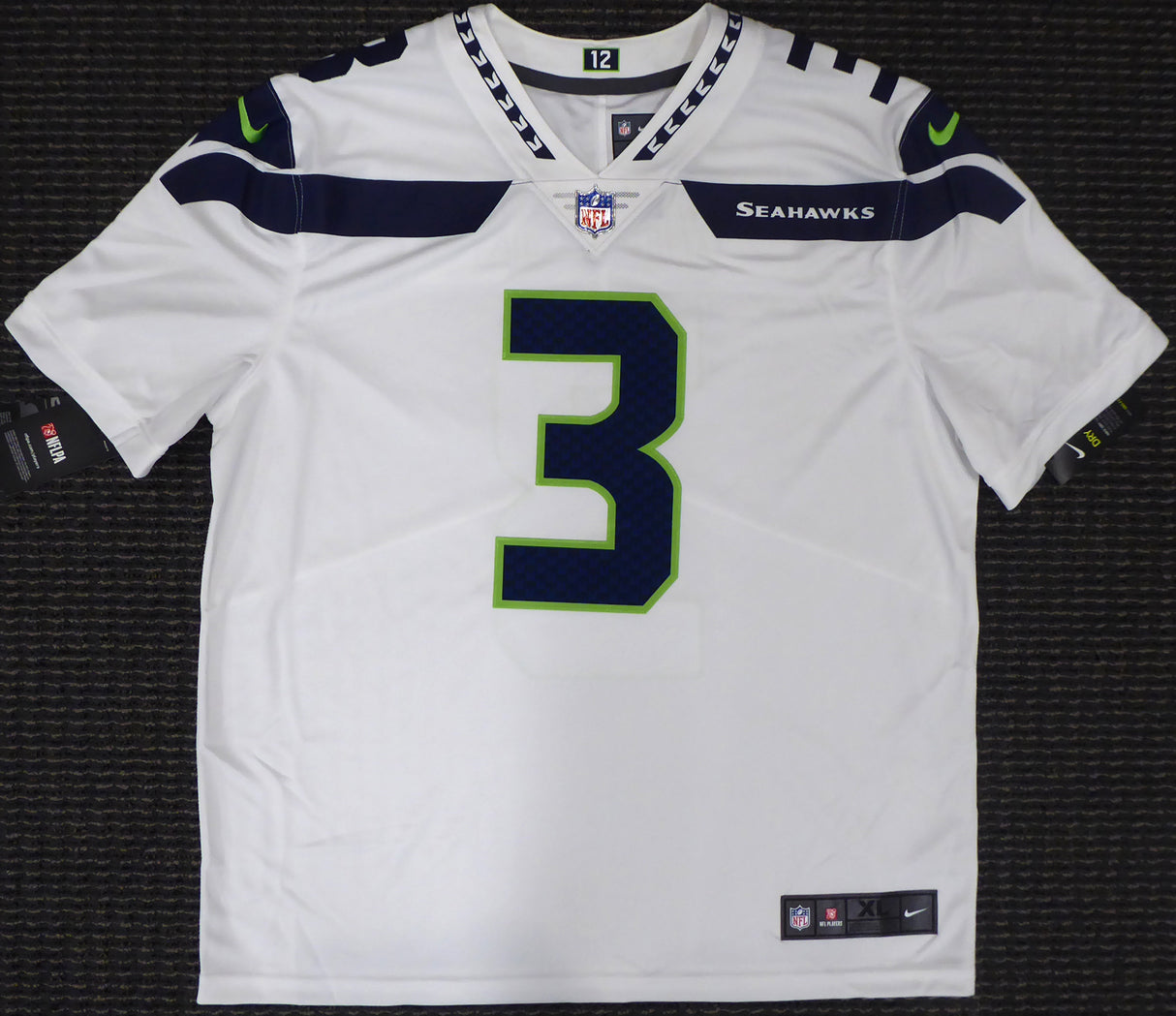 Seattle Seahawks Russell Wilson Autographed White Nike Twill Jersey Size XL RW Holo Stock #159118