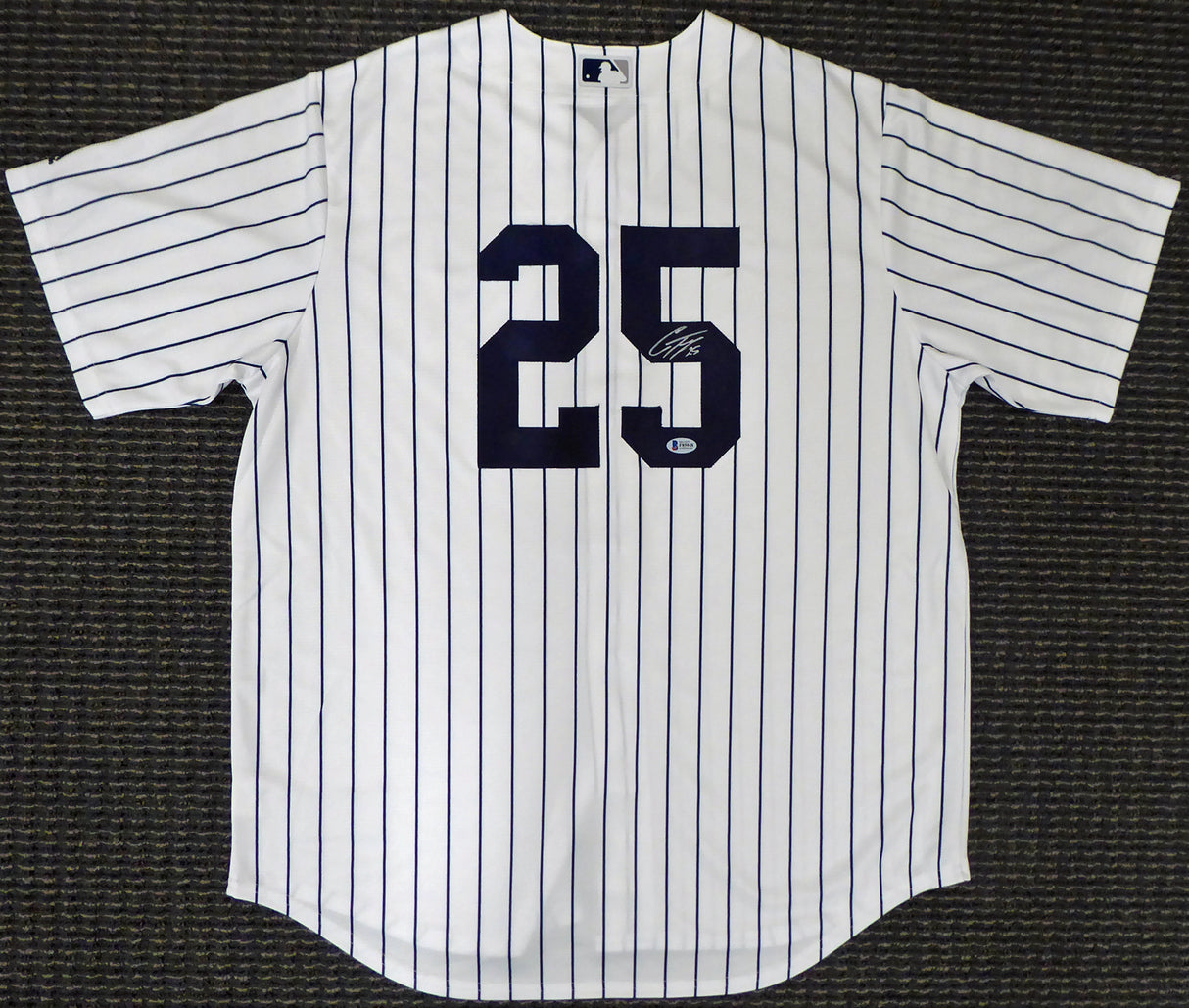 New York Yankees Gleyber Torres Autographed White Majestic Cool Base Jersey Size L Beckett BAS Stock #159242