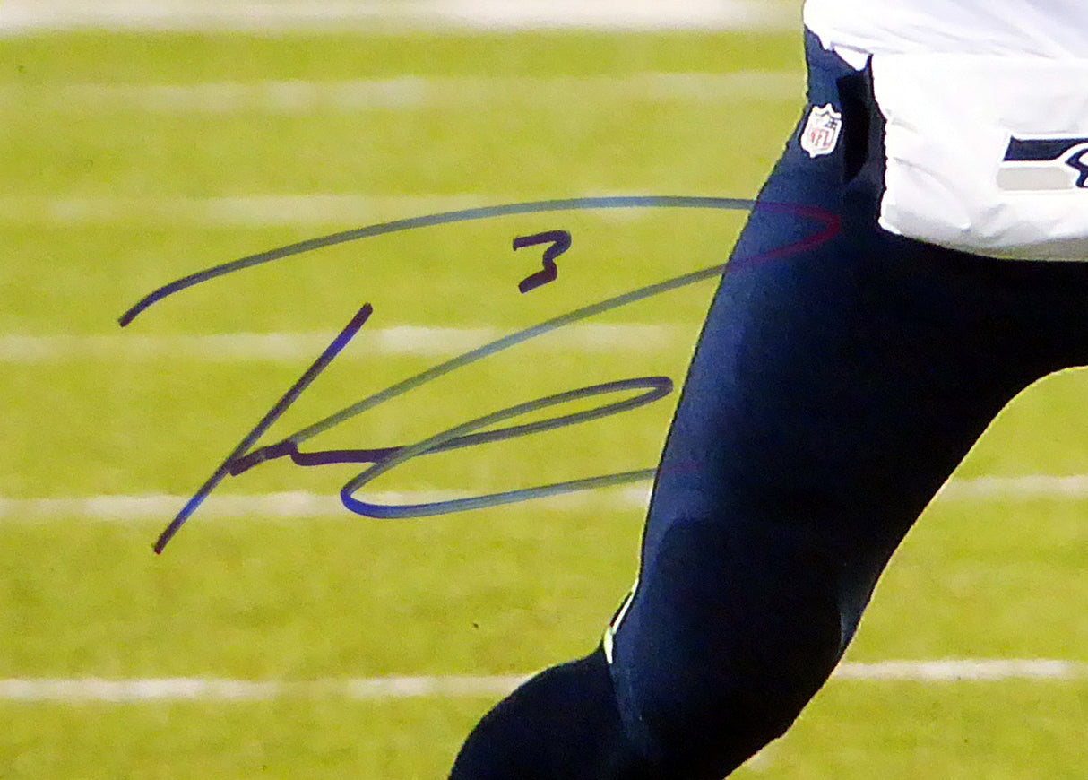 Russell Wilson Autographed 16x20 Photo Seattle Seahawks Super Bowl RW Holo Stock #74641
