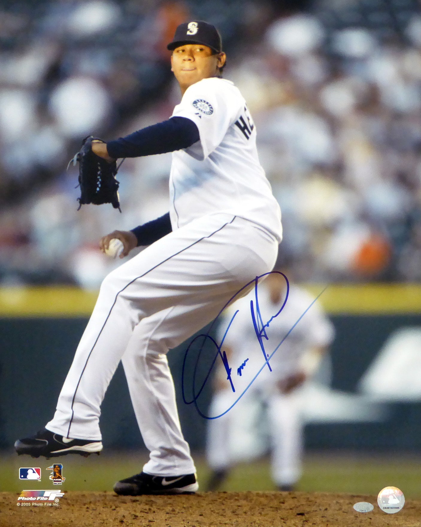 Felix Hernandez Autographed 16x20 Photo Seattle Mariners MCS Holo #72473