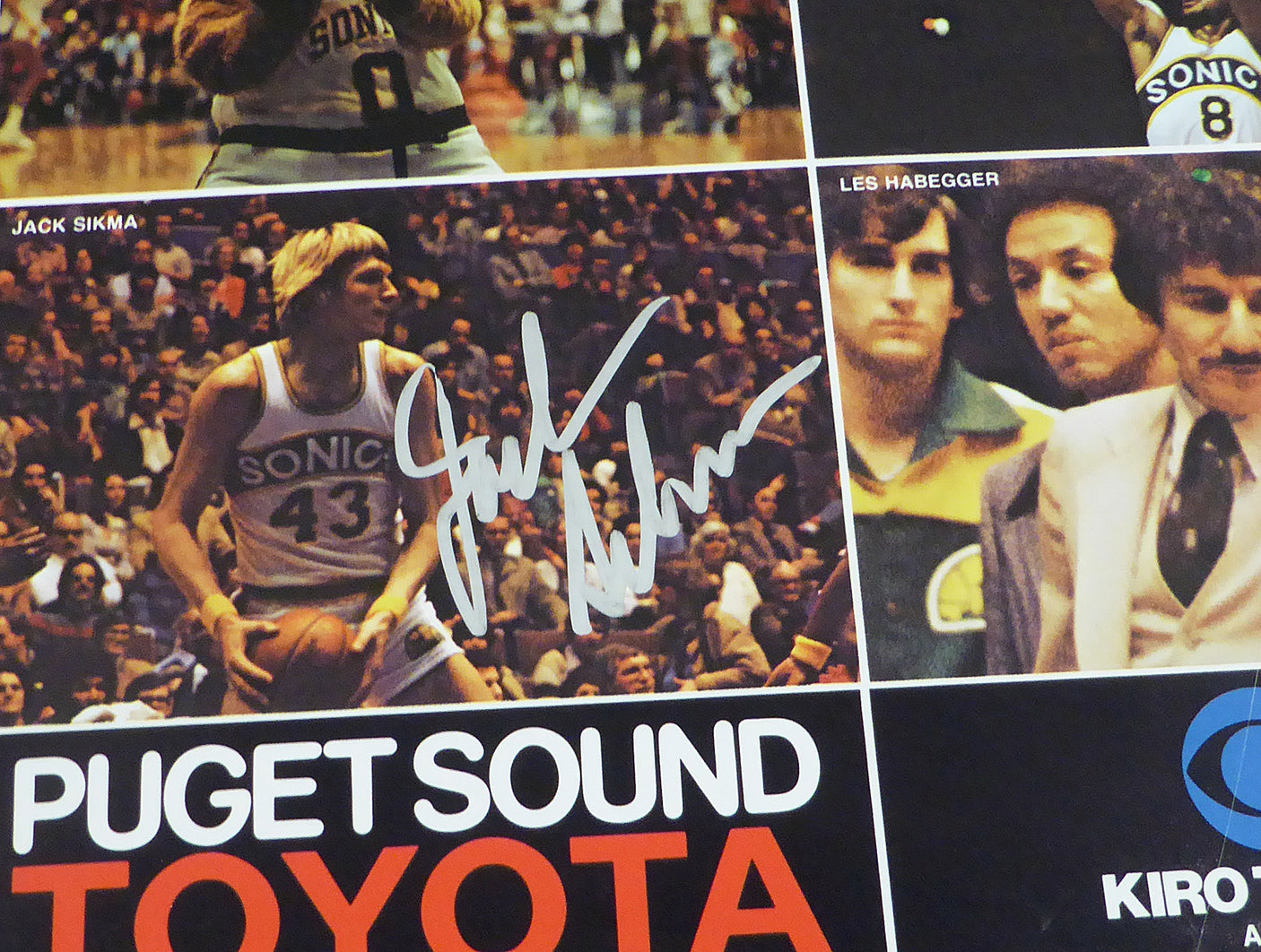 1978-79 NBA Champions Seattle Supersonics Autographed 17x22 Poster Photo With 9 Total Signatures Including Fred Brown & Lenny Wilkens MCS Holo #51048